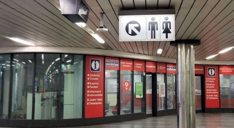 metro line B Mustek station WC sign