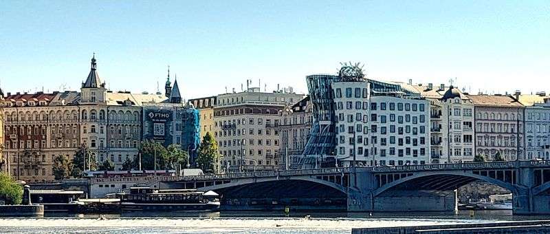 Use trams in prague for discover the city