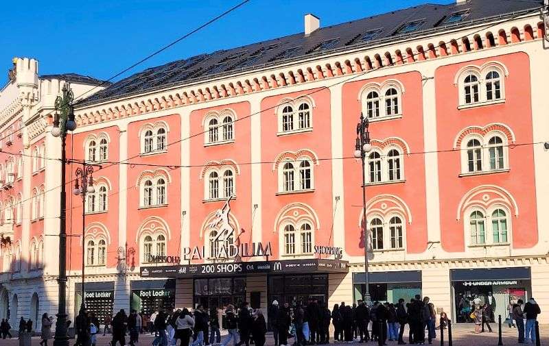 The one of the biggest shopping malls in Prague in the city center